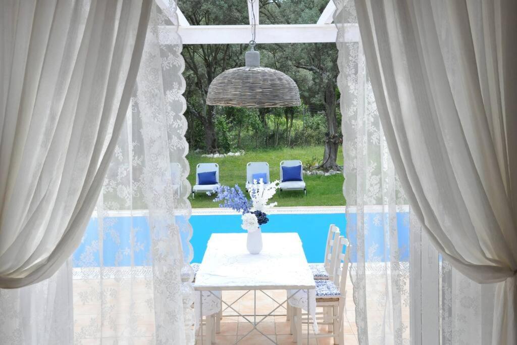 Villa Erietta Near Lefkas Center Apolpaina Экстерьер фото