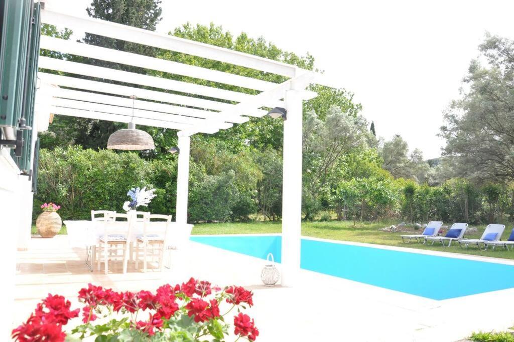 Villa Erietta Near Lefkas Center Apolpaina Экстерьер фото