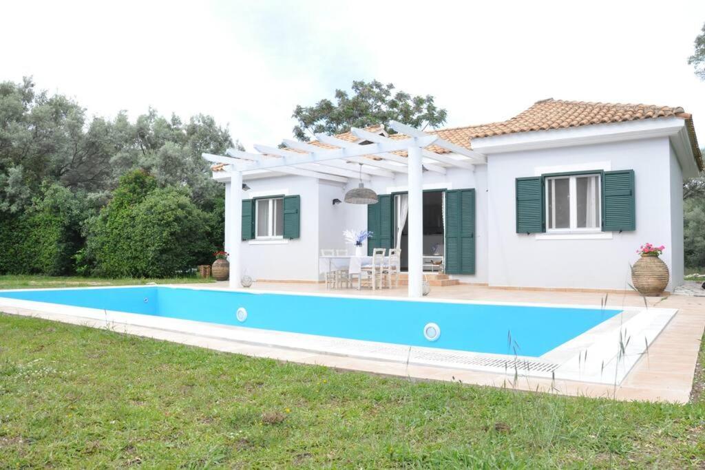 Villa Erietta Near Lefkas Center Apolpaina Экстерьер фото